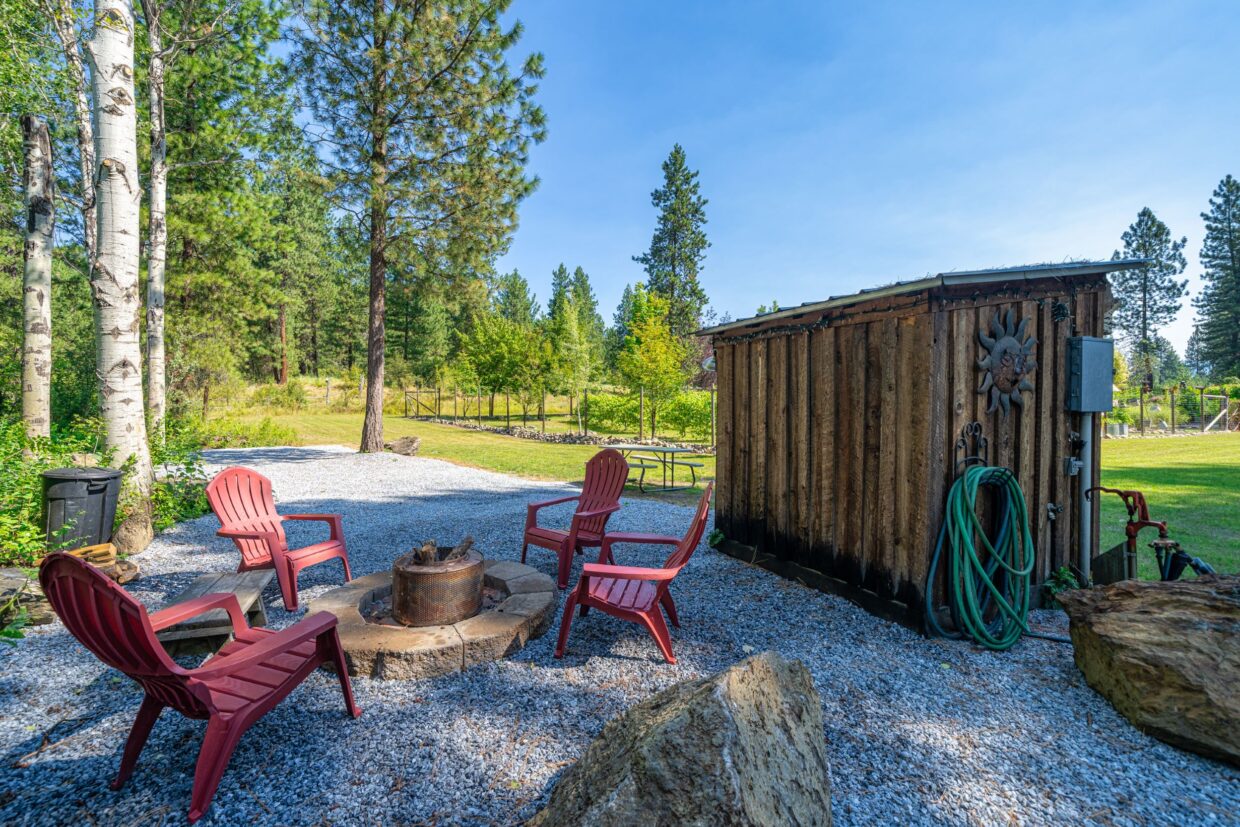 Grove Camp Site Fire Pit (2500) Lazy Daze Retreats